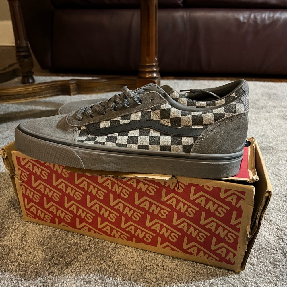 Retro checkered skater Vans